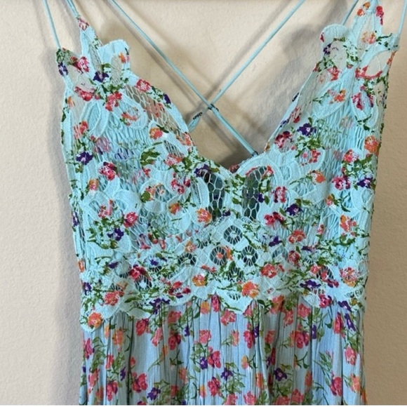 NWT Free People Adella Light blue Floral
Frilled Ruffled Lace Mini Dress Size:S - Picture 3 of 6